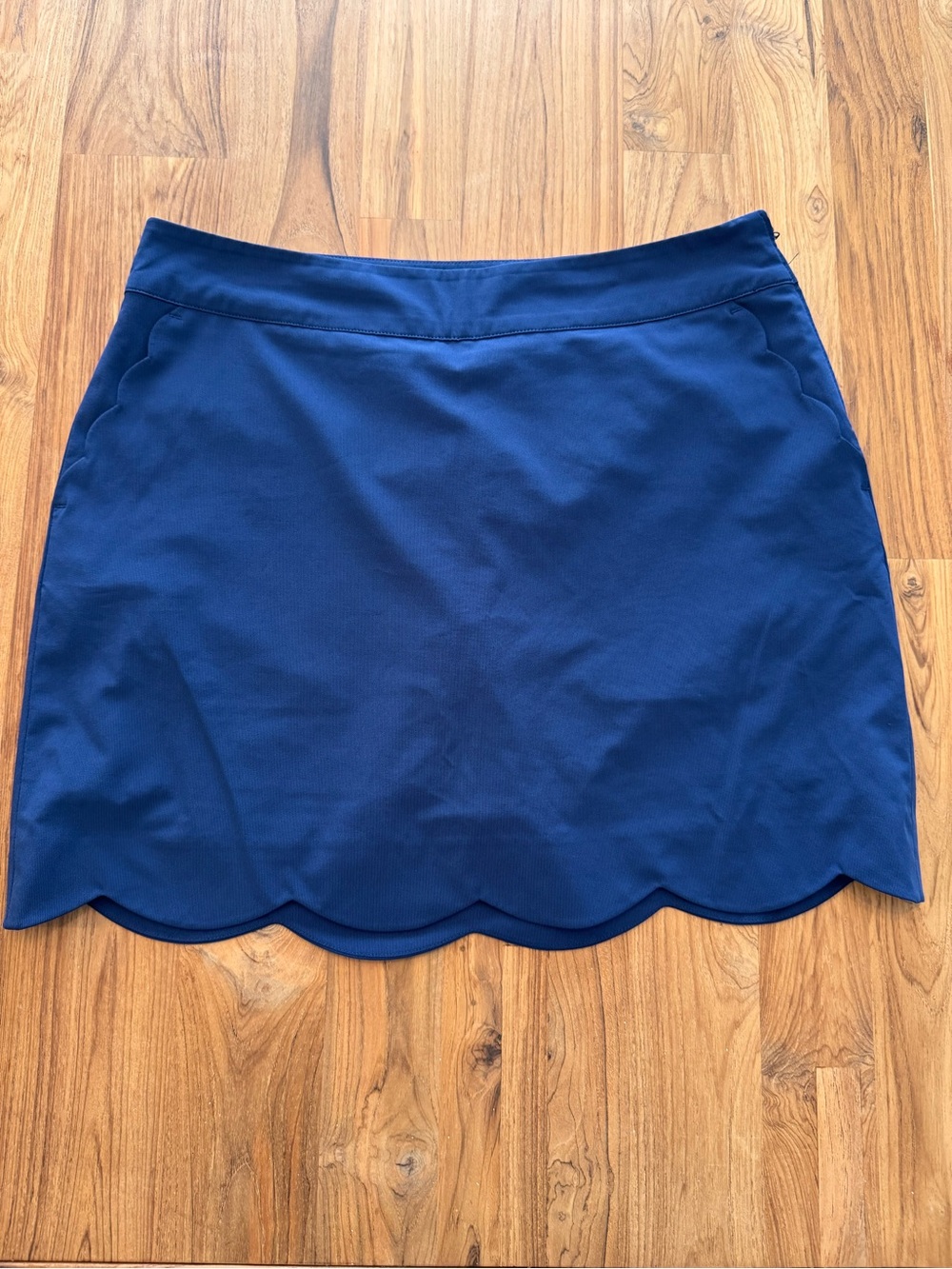 Vineyard Vines Performance Scalloped Edge Skort Women’s 8 Navy Blue